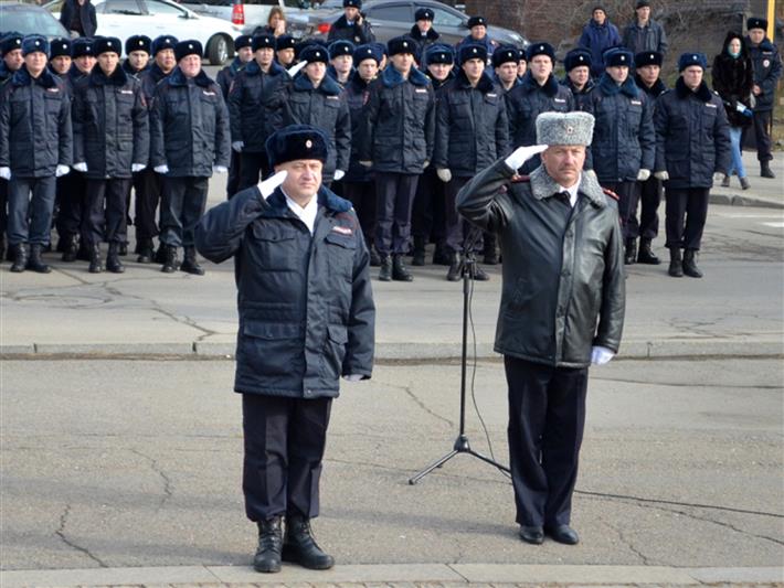 В Иркутске состоялся гарнизонный развод подразделений вневедомственной охраны Росгвардии, посвященный 65-й годовщине образования службы
