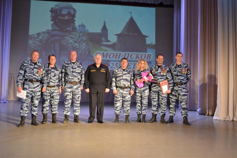 Во Пскове отпраздновали День ОМОНа
