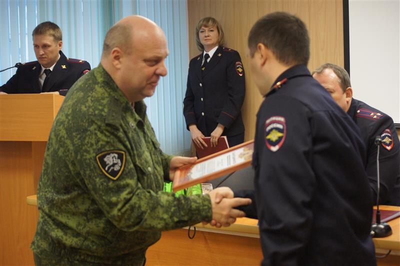 В Волгограде сотрудников и ветеранов вневедомственной охраны Росгвардии поздравили с 65-летием со дня образования службы