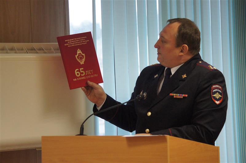 В Волгограде сотрудников и ветеранов вневедомственной охраны Росгвардии поздравили с 65-летием со дня образования службы
