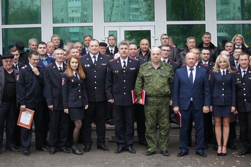 В Волгограде сотрудников и ветеранов вневедомственной охраны Росгвардии поздравили с 65-летием со дня образования службы