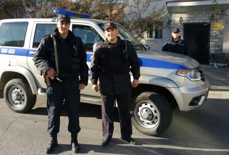 Сотрудники Отдела Росгвардии по Магаданской области задержали злоумышленника, который напал с ножом на гражданина
