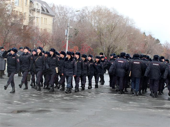 В Новосибирске прошел инструктаж нарядов вневедомственной охраны Росгвардии, посвященный 65-летию со дня образования службы