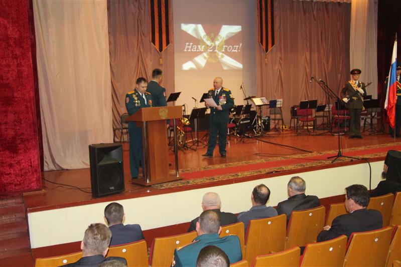 Военнослужащие сыктывкарского Центра подготовки личного состава отметили годовой праздник воинской части