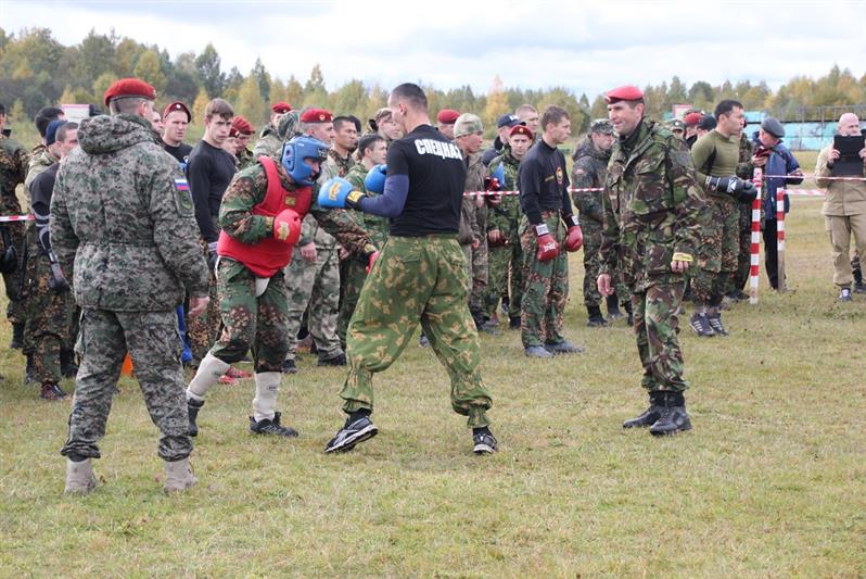 В Смоленской области состоялись квалификационные испытания на право ношения крапового берета