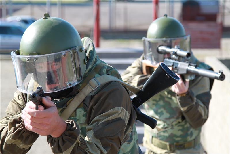 В Республике Адыгея сотрудники Росгвардии приняли участие в тактико-специальном занятии