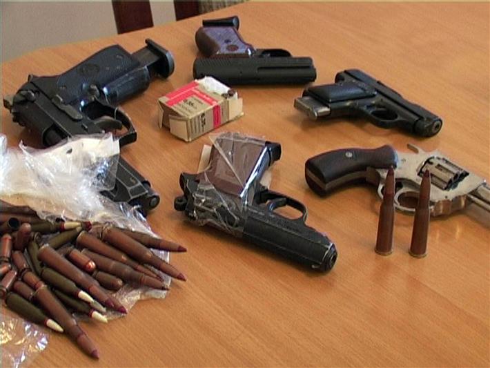 С начала года сотрудники Росгвардии изъяли у жителей Иркутской области около 6 тысяч единиц незаконно или неправильно хранящегося оружия 