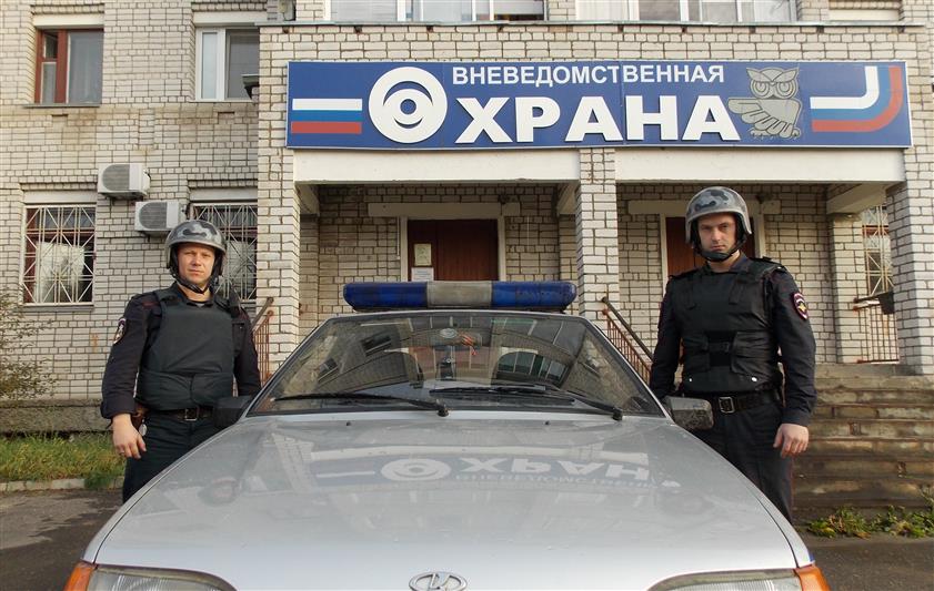 В Архангельской области сотрудники Росгвардии задержали мужчину, который угнал автомобиль скорой помощи