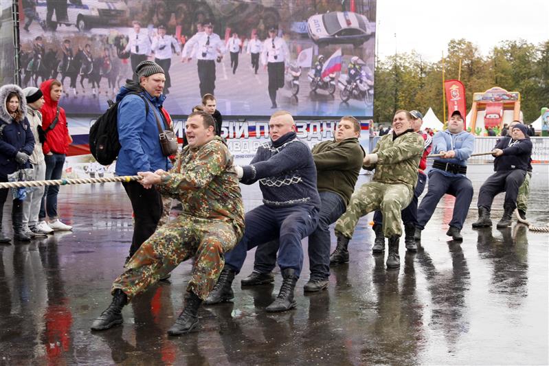 Сборная команда Главного управления Росгвардии по городу  Москве завоевала первое место на ежегодном спортивном празднике, посвященном Дню сотрудника органов внутренних дел