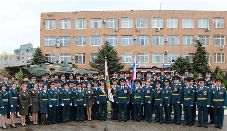 В Краснодаре состоялась церемония прощания с боевым знаменем отдельной бригады оперативного назначения Северо-Кавказского округа Росгвардии