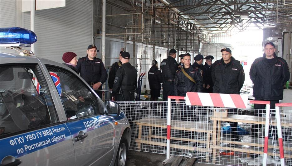 Сотрудники Росгвардии обеспечили общественный порядок в ходе ликвидации последствий пожара на вещевом рынке «Восточный» в Ростове-на-Дону