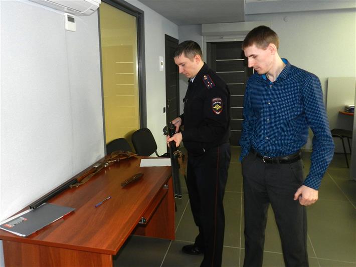 Сотрудники Центра лицензионно-разрешительной работы в текущем году выявили более 2 тысяч нарушений в сфере оборота оружия 