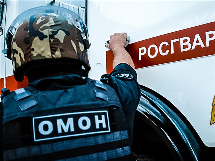 При силовой поддержке бойцов новокузнецкого ОМОНа задержаны 5 нелегальных мигрантов 