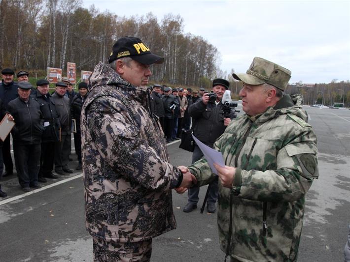 Командующий Сибирским округом Росгвардии поздравил ветеранов с Днем пожилого человека