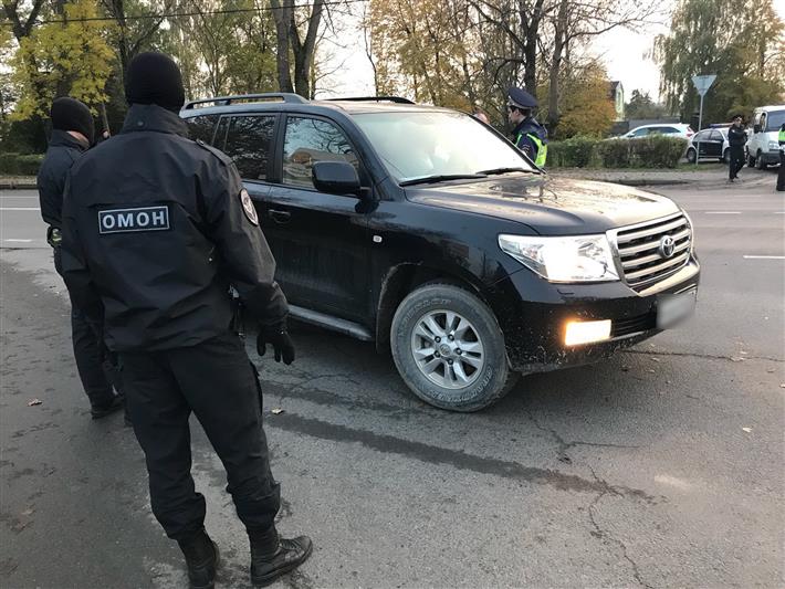  Сотрудники Росгвардии задержали телефонного хулигана, который сообщил о заминировании ночного клуба в Калининграде 