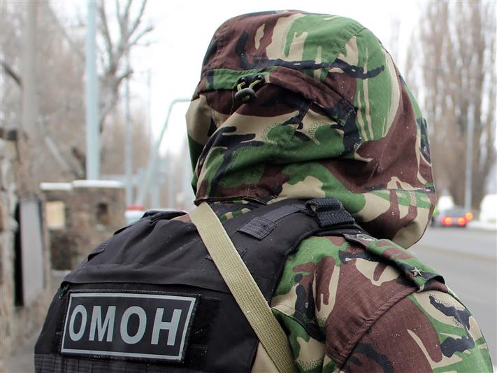  В Кузбассе при поддержке бойцов ОМОНа Росгвардии задержан нелегальный мигрант, находившийся в международном розыске
