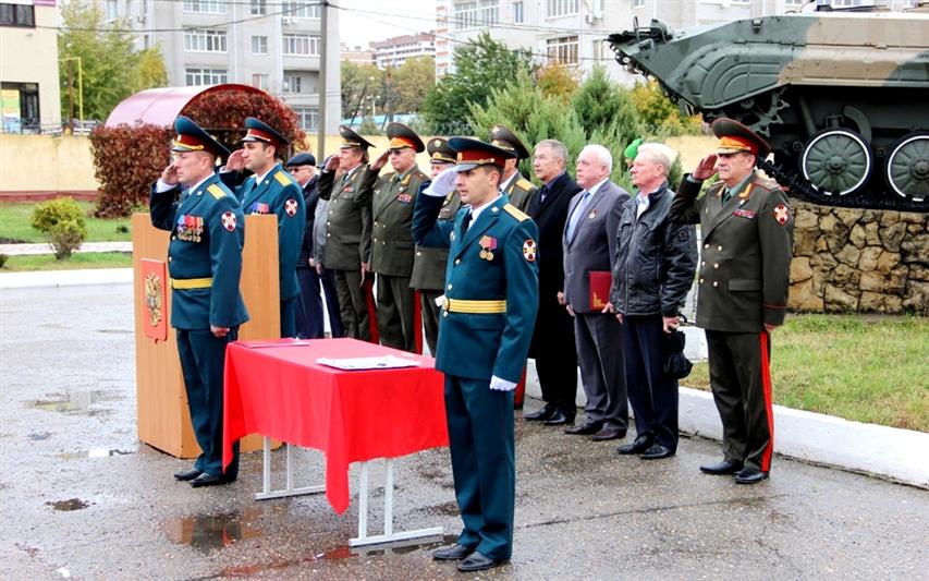 В Краснодаре состоялась церемония прощания с боевым знаменем отдельной бригады оперативного назначения Северо-Кавказского округа Росгвардии