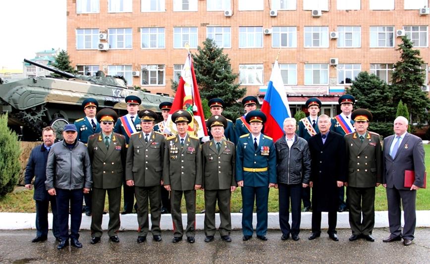 В Краснодаре состоялась церемония прощания с боевым знаменем отдельной бригады оперативного назначения Северо-Кавказского округа Росгвардии