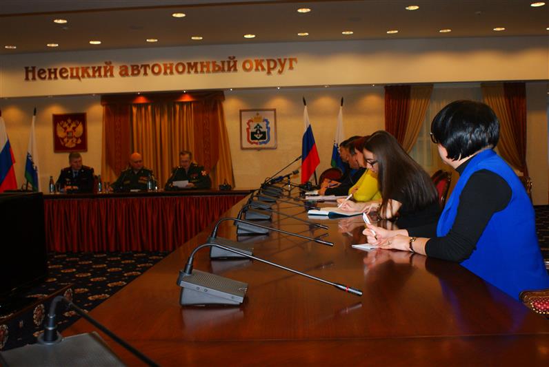 Командующий Северо-Западным округом встретился с руководителями ведущих СМИ Ненецкого автономного округа