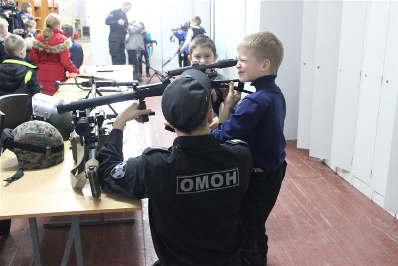 Сотрудники карельского  ОМОНа Росгвардии отметили 24-летие со дня сформирования