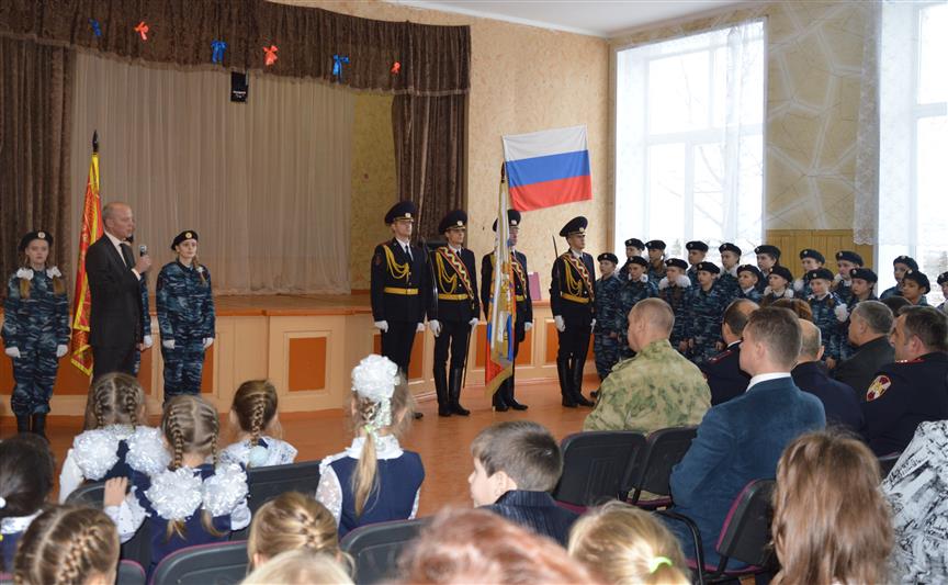 В Ярославской области состоялась церемония принятия в ряды движения «Кадетское братство» учащихся подшефных классов Росгвардии