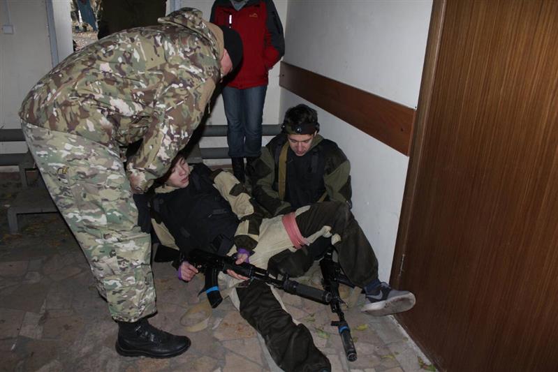 В Самаре сотрудники ОМОНа Росгвардии  провели военно-патриотическое мероприятие для городской молодежи