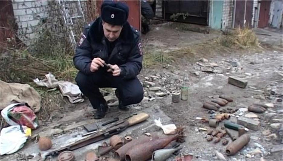При силовой поддержке брянского ОМОНа задержан подозреваемый в незаконном хранении оружия и боеприпасов