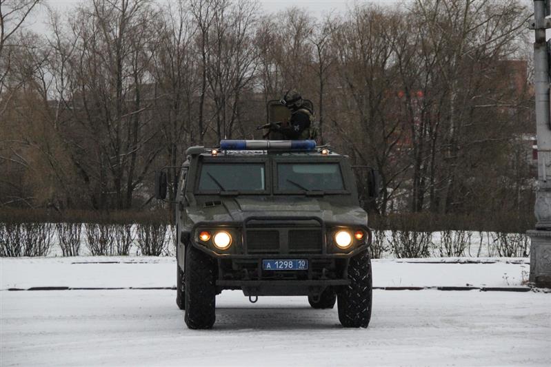 В  Петрозаводске сотрудники Росгвардии приняли участие в военно-профориентационном мероприятии «Профессии настоящих мужчин – 2017»