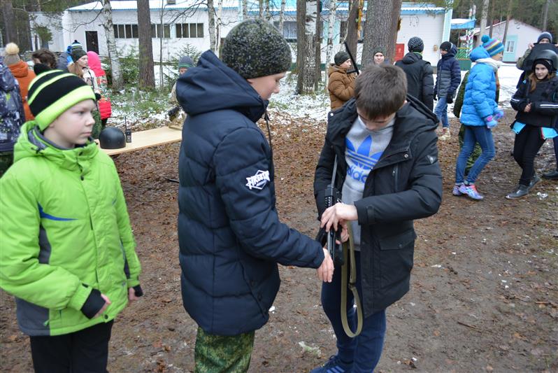 В Республики Коми сотрудники Росгвардии приняли участие в юнармейском слете 