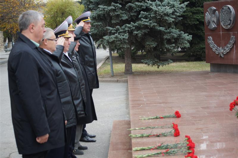 Начальник Управления Росгвардии по Волгоградской области встретился с семьями сотрудников, погибших при исполнении служебного долга