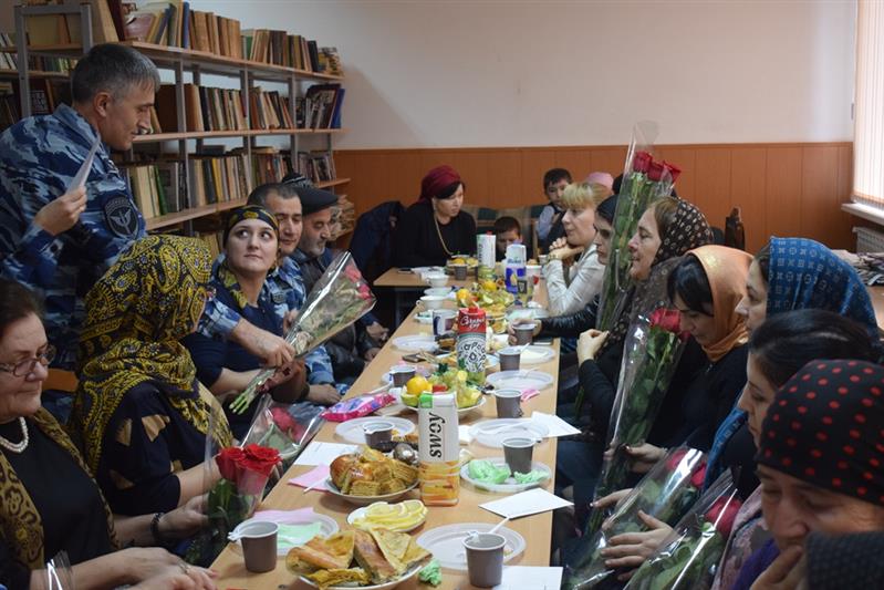 В Дагестане прошли мероприятия, посвященные памяти сотрудников правоохранительных органов и военнослужащих войск правопорядка, погибших при исполнении служебного долга