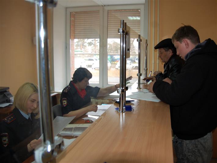В десять раз увеличилось число забайкальцев, предпочитающих  обращаться за государственными услугами в Центр лицензионно-разрешительной работы в режиме онлайн