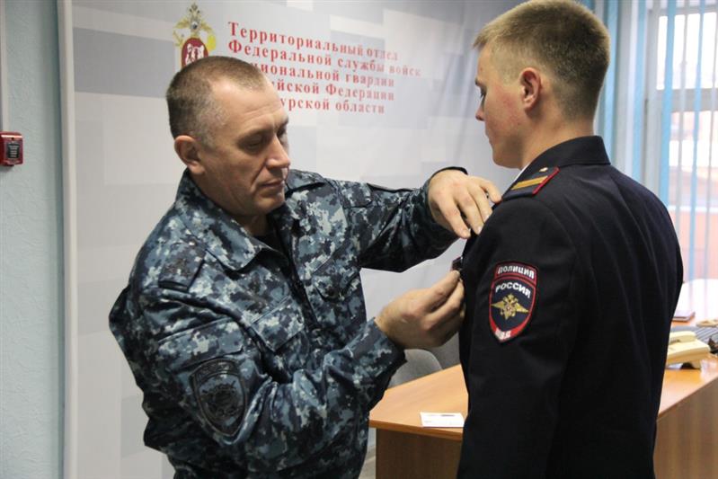 Сотруднику Отдела Росгвардии по Амурской области вручили медаль «За спасение»