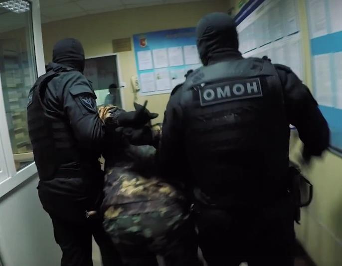 В Вологодской области бойцами ОМОНа Росгвардии задержан гражданин, подозреваемый в убийстве женщины