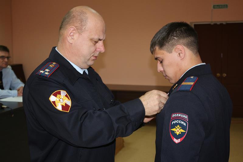 В Хабаровске сотрудников Росгвардии наградили ведомственными медалями «За спасение»