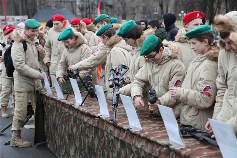 15 ноября в рамках всероссийского Дня призывника воинские части войск национальной гвардии Российской Федерации открыли свои двери для будущих защитников Отечества (видео)