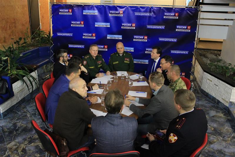 Командующий Северо-Западным округом Росгвардии встретился с руководителями ведущих СМИ Архангельской области (видео)