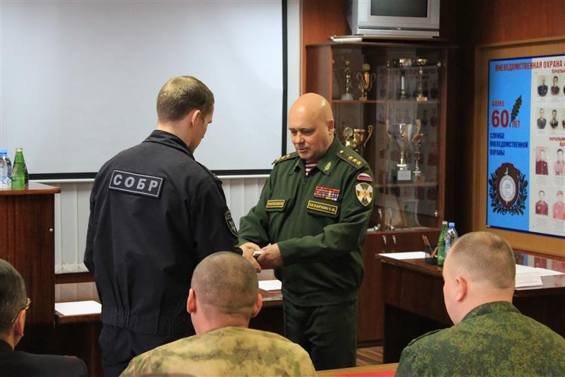 Командующий Северо-Западным округом проинспектировал подразделения Росгвардии, дислоцированные в Архангельской области