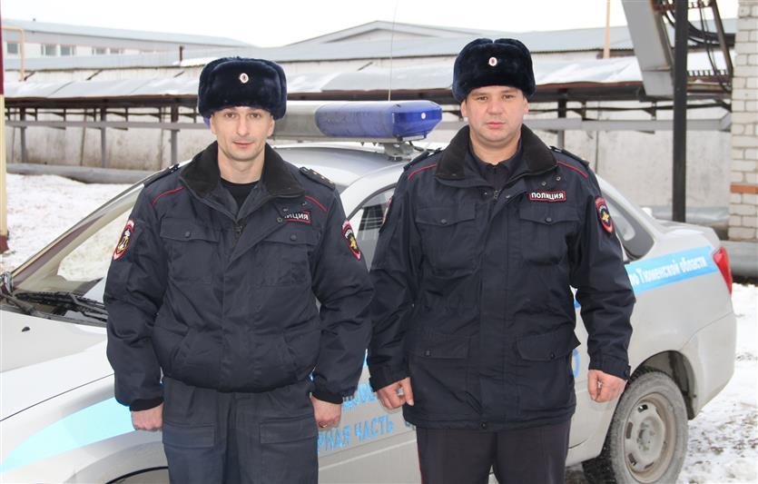 Сотрудники Росгвардии задержали в Тюмени мужчину с крупной партией наркотиков