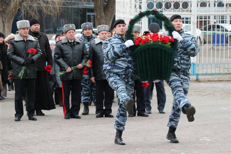 Сотрудники Управления Росгвардии по Свердловской области приняли участие в митинге, посвященном Дню памяти сотрудников органов внутренних дел