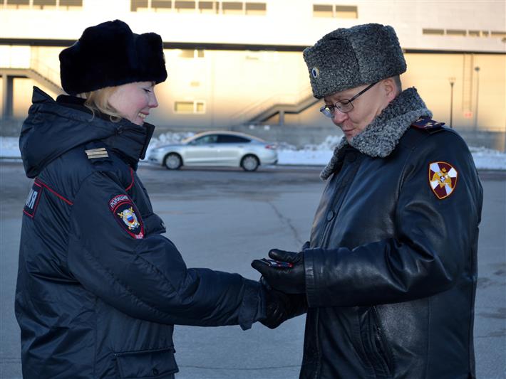 В Омске состоялся общегарнизонный развод личного состава подразделений Росгвардии