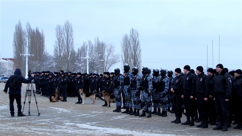 В Воронеже прошел открытый общегородской инструктаж комплексных сил и средств органов внутренних дел, заступающих на службу по охране правопорядка 