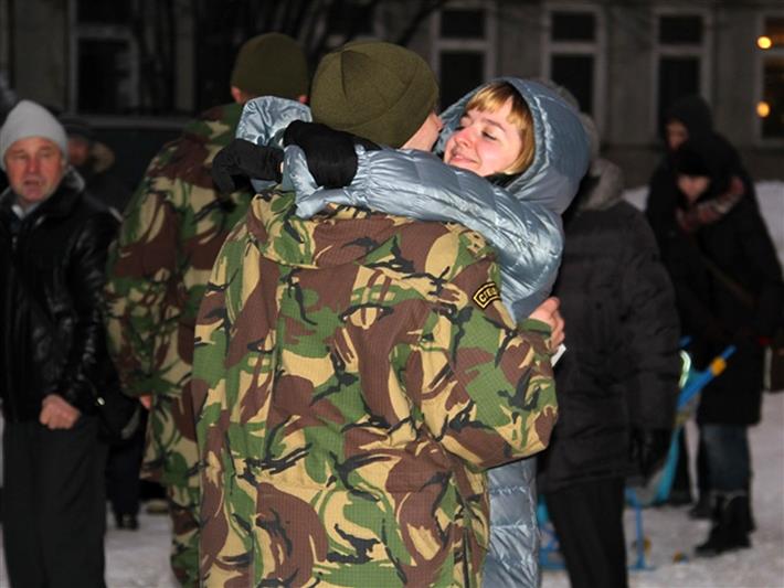 В Красноярск из служебной командировки вернулись бойцы СОБРа и ОМОНа Росгвардии