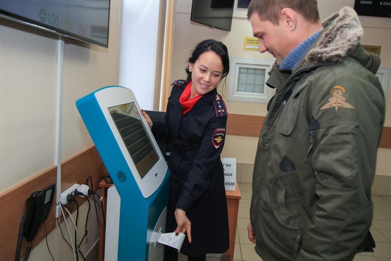 Работа сотрудников отдела лицензионно-разрешительной работы по Северному административному округу города Москвы Главного управления Росгвардии