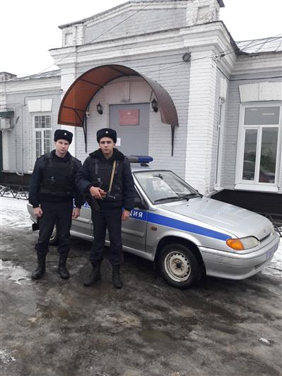 В Тамбовской области сотрудники Росгвардии спасли женщину от суицида 
