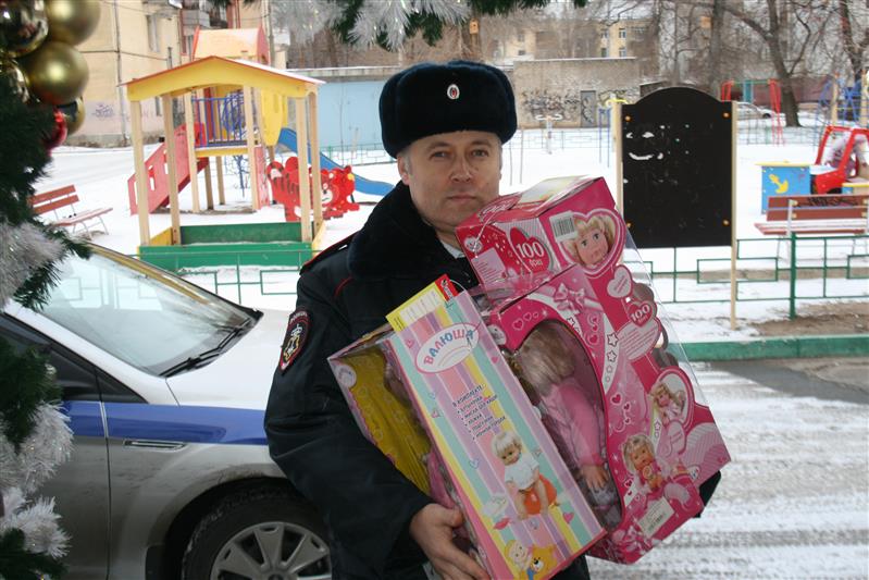 В Тольятти росгвардейцы устроили новогоднее представление для  воспитанников подшефного детского дома