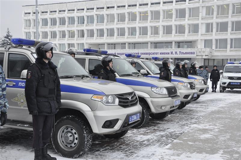 В Ульяновске прошел гарнизонный развод нарядов Росгвардии и полиции