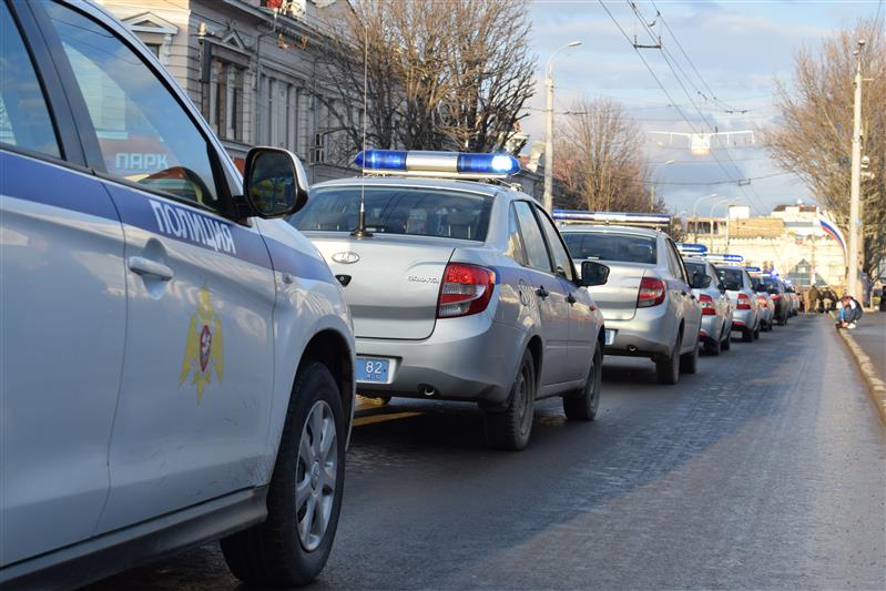 В Симферополе прошел инструктаж сотрудников Росгвардии и МВД, заступающих на службу в новогоднюю ночь