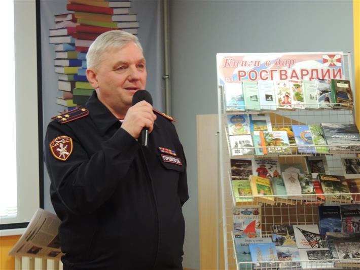 В Калининграде прошла презентация книги о подвигах спецназовцев-правоохранителей