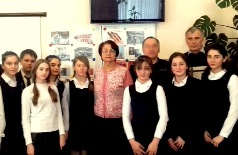 Бойцы ОМОНа Росгвардии провели патриотическое мероприятие для владикавказских школьников